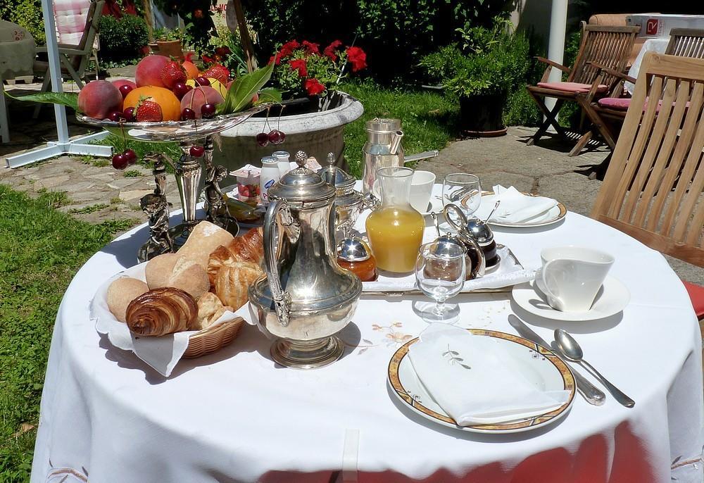 Hotel Le Mont Royal Realmont Luaran gambar